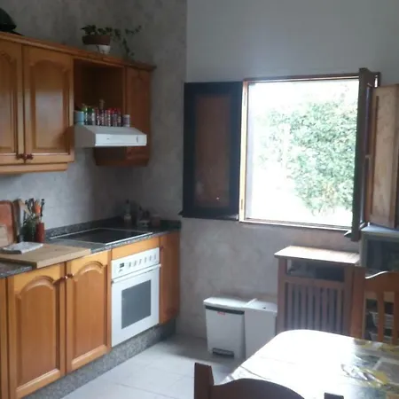 בית כפרי Joyhouse טגיסי
